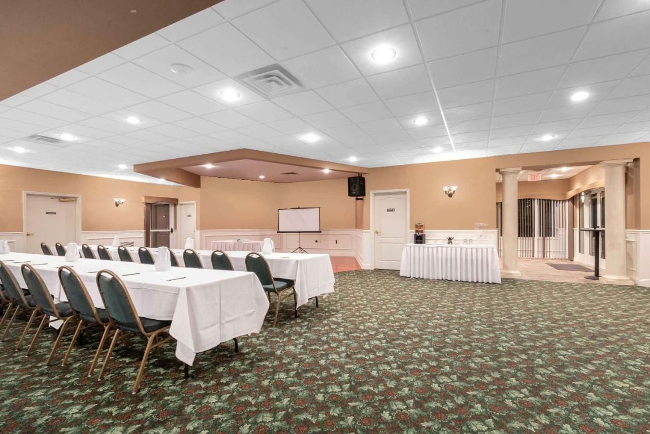 Hotel Summerset And Rapid West 3*
